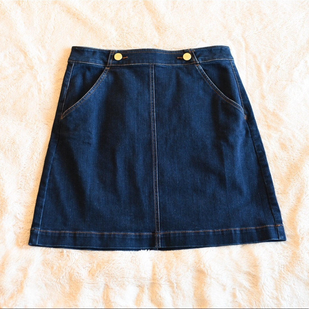 Loft jeans skirt, size 4